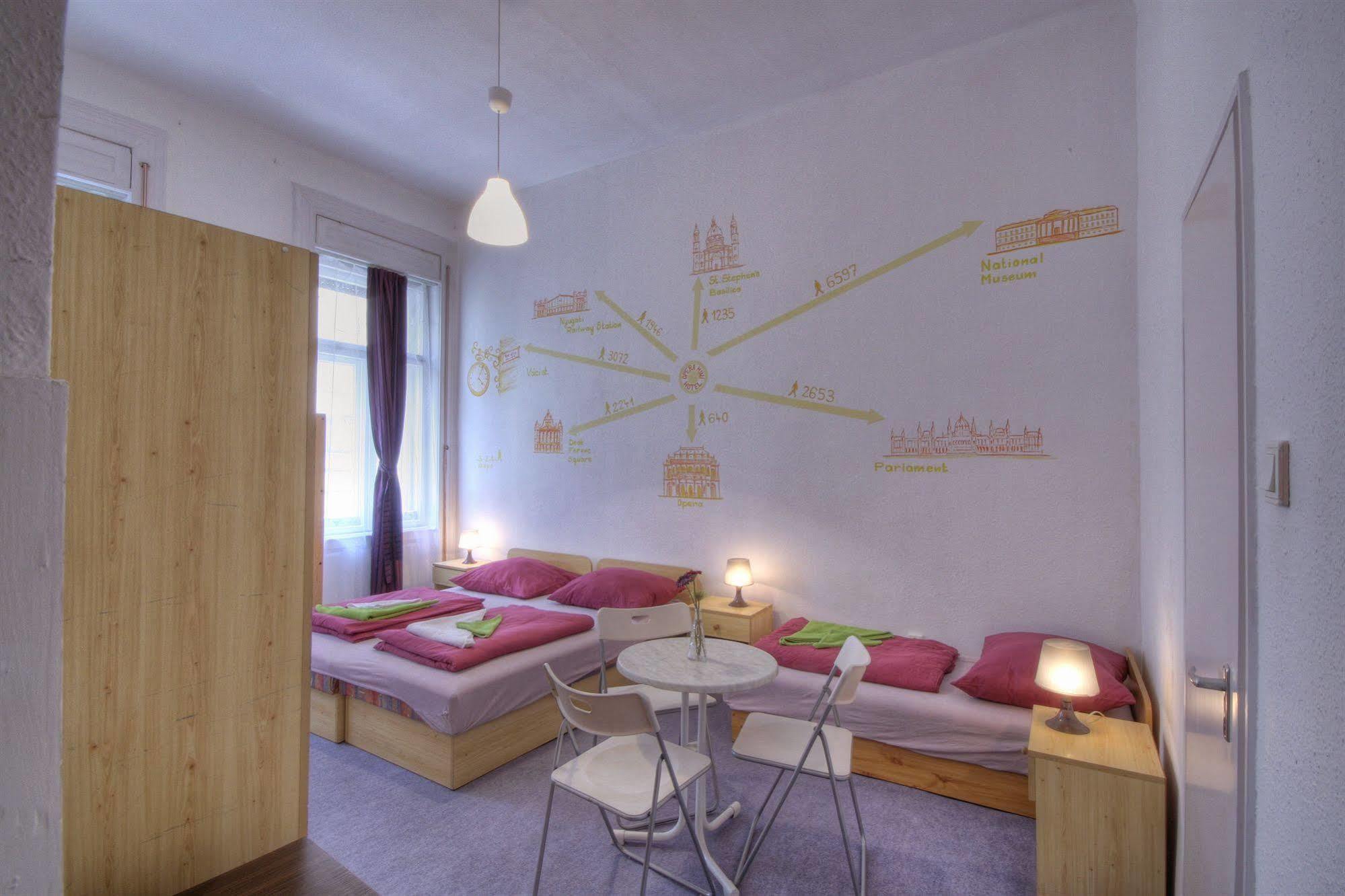 Opera Guesthouse Budapest Eksteriør billede